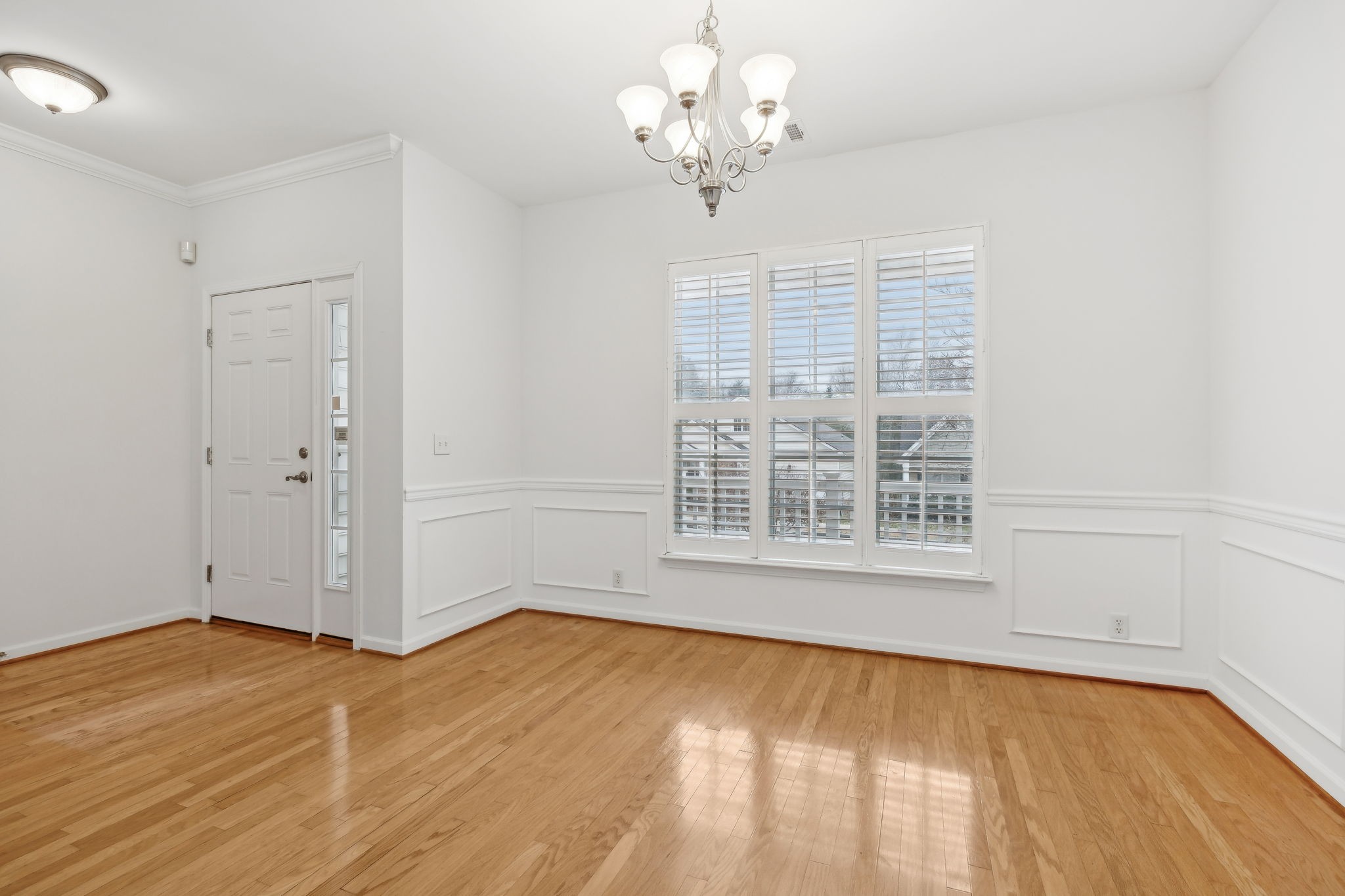 420 Stone Chimney Ct