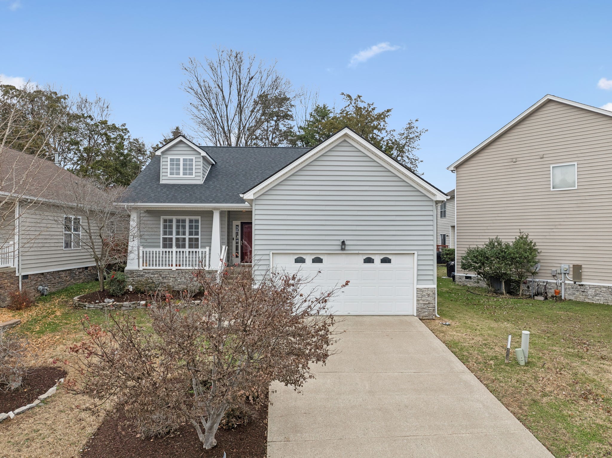 420 Stone Chimney Ct