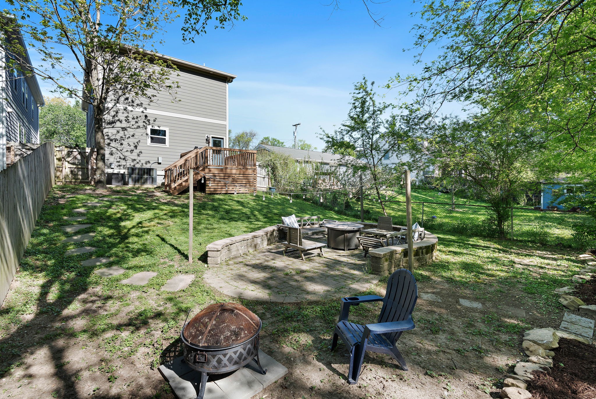 1005B Shadow Ln