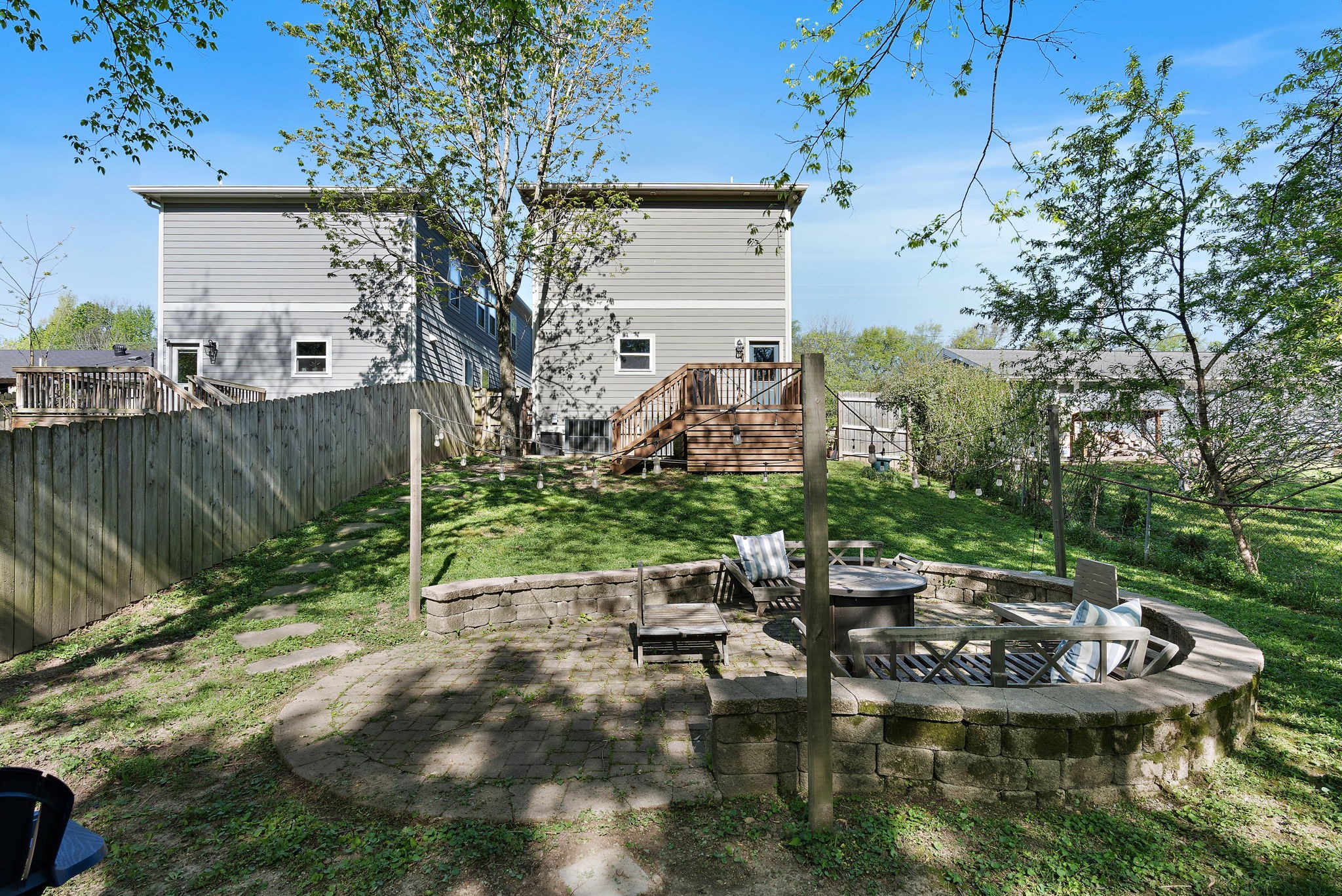 1005B Shadow Ln