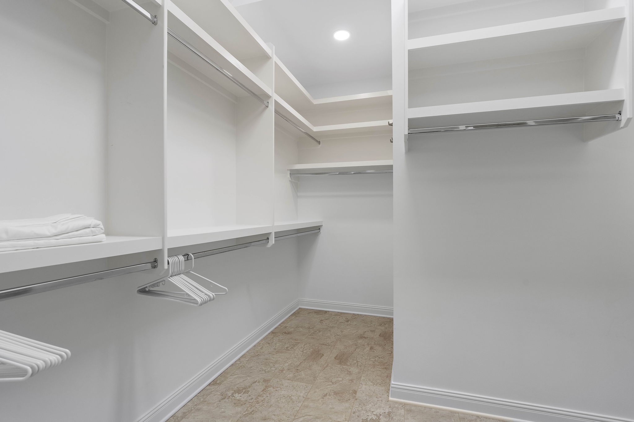 313 Red Feather Ln