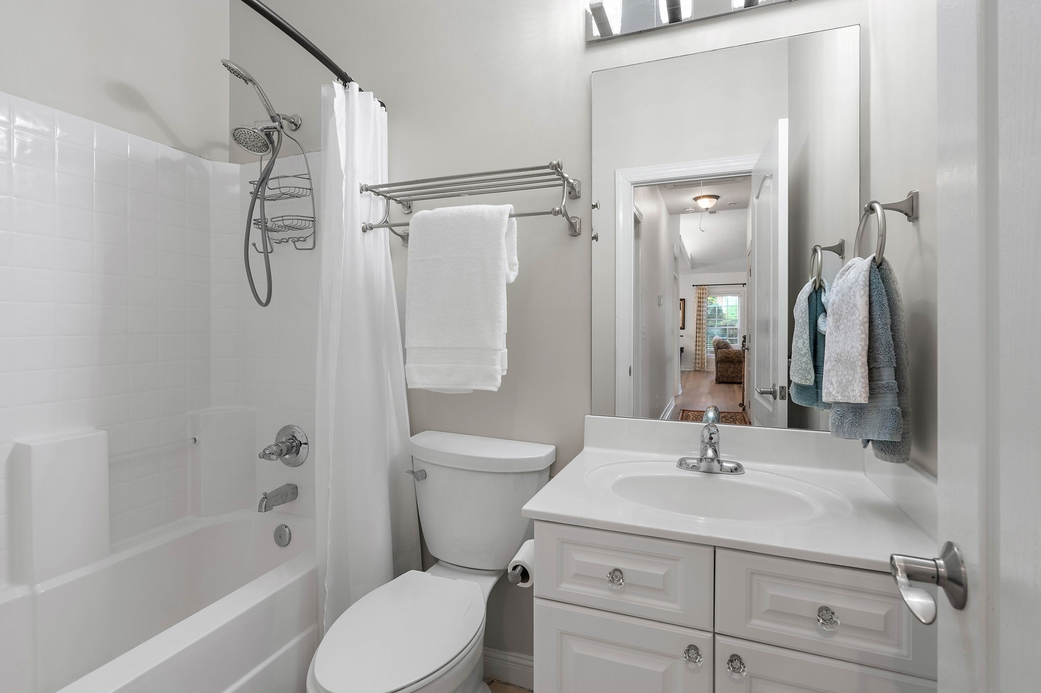 313 Red Feather Ln