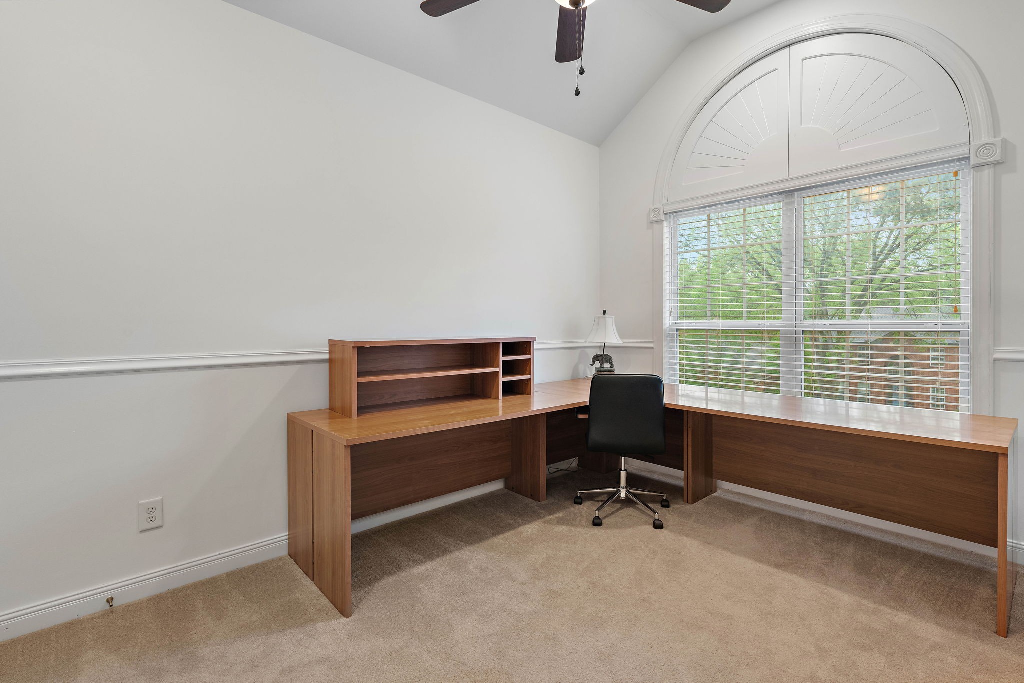 313 Red Feather Ln