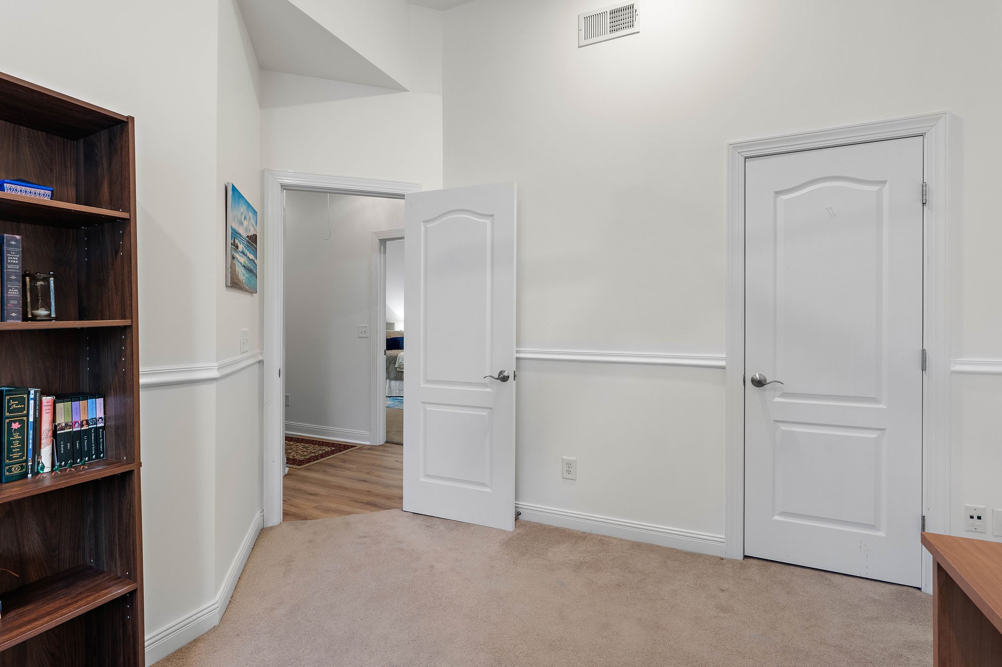 313 Red Feather Ln