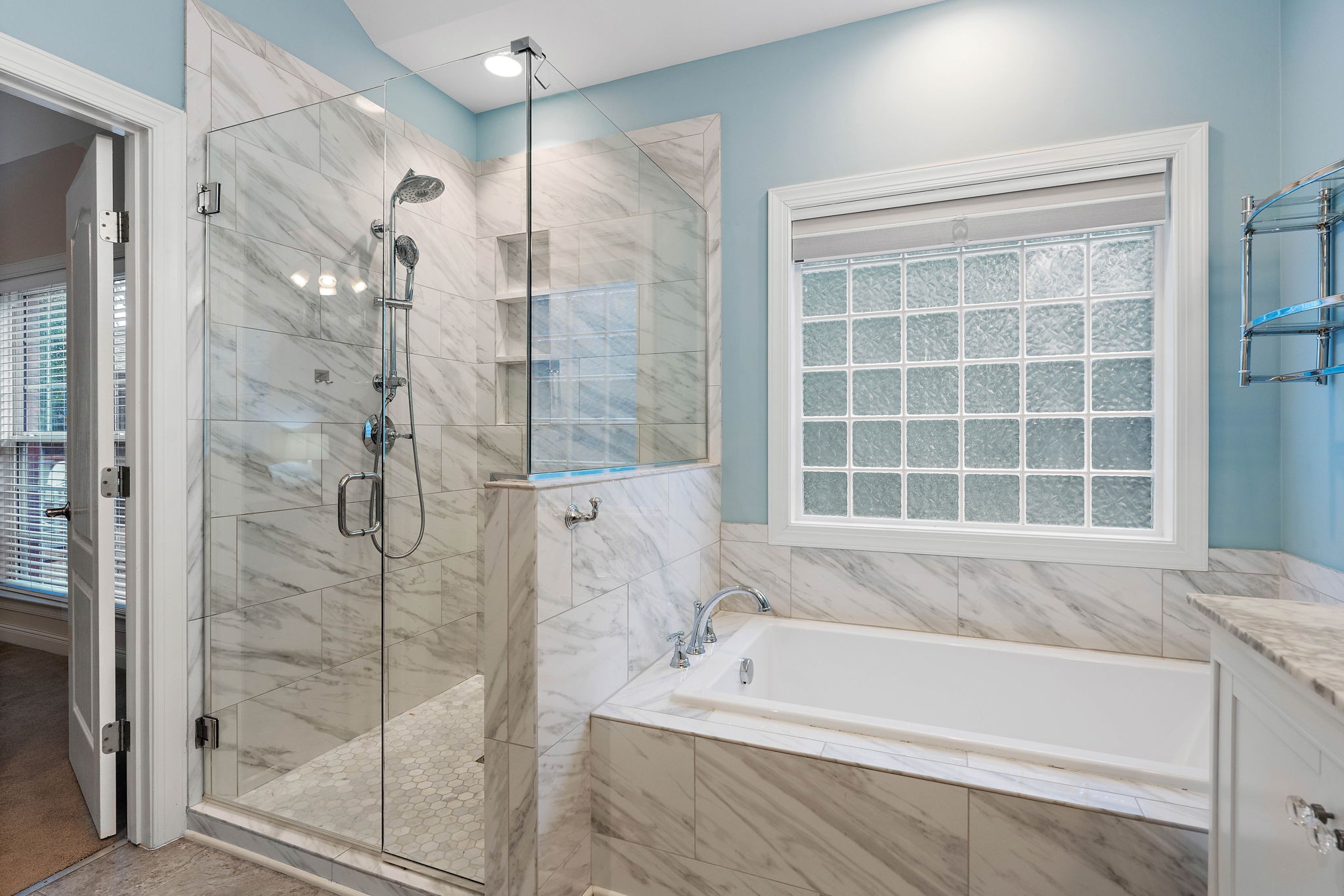 313 Red Feather Ln