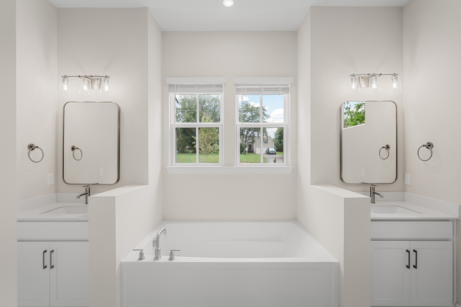 7425 Old Nashville Rd