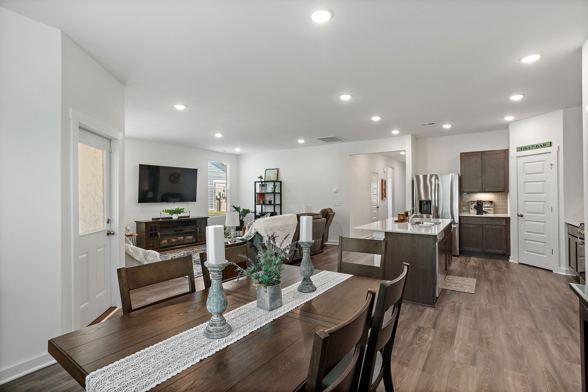 5264 Cothron Dr