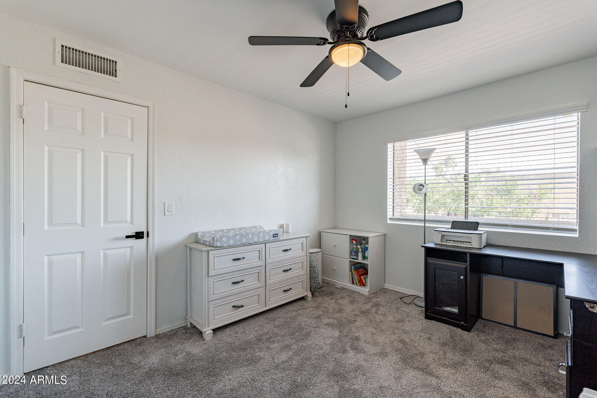 2837 E TRACY Lane # 1