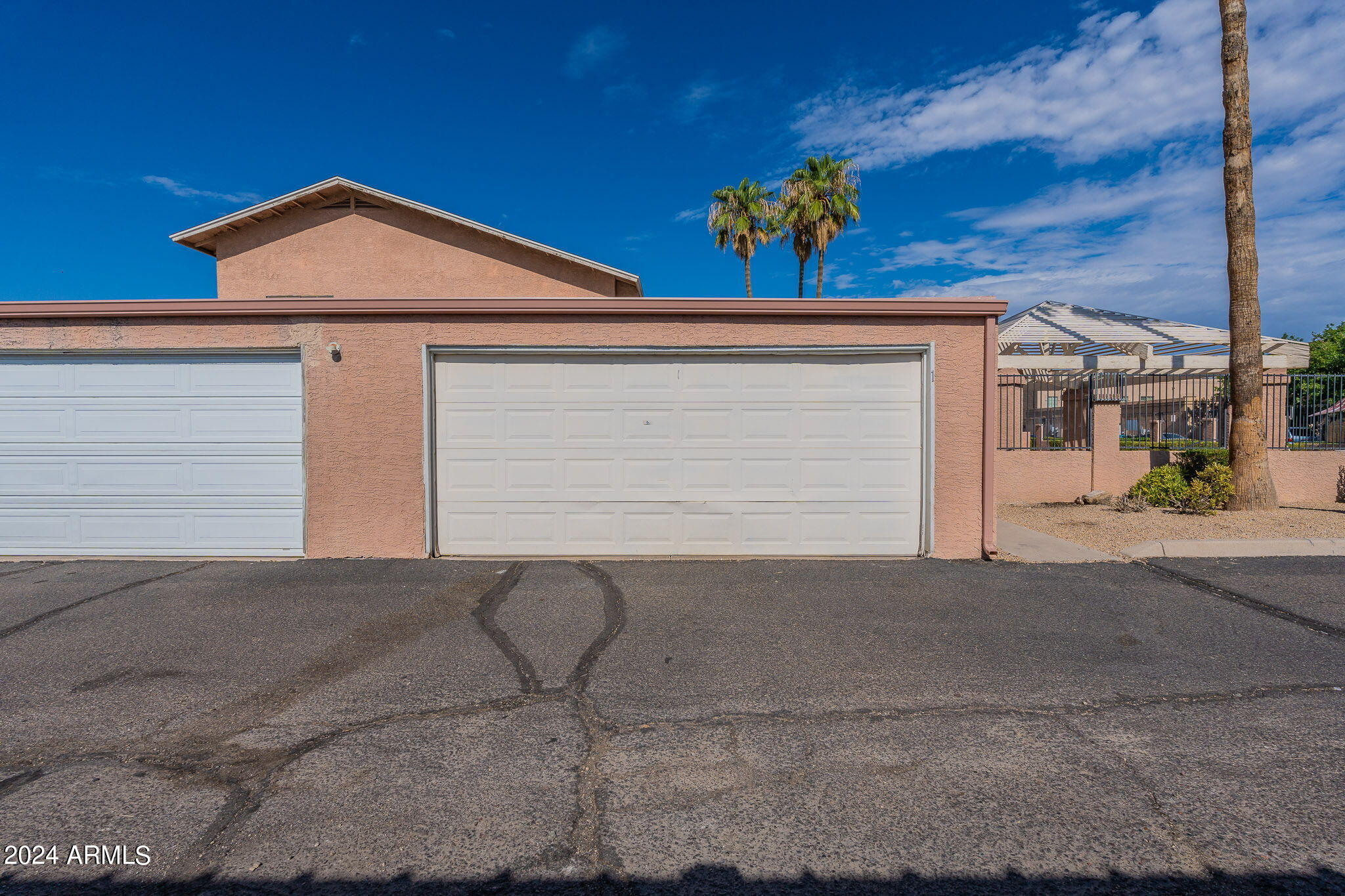 2837 E TRACY Lane # 1