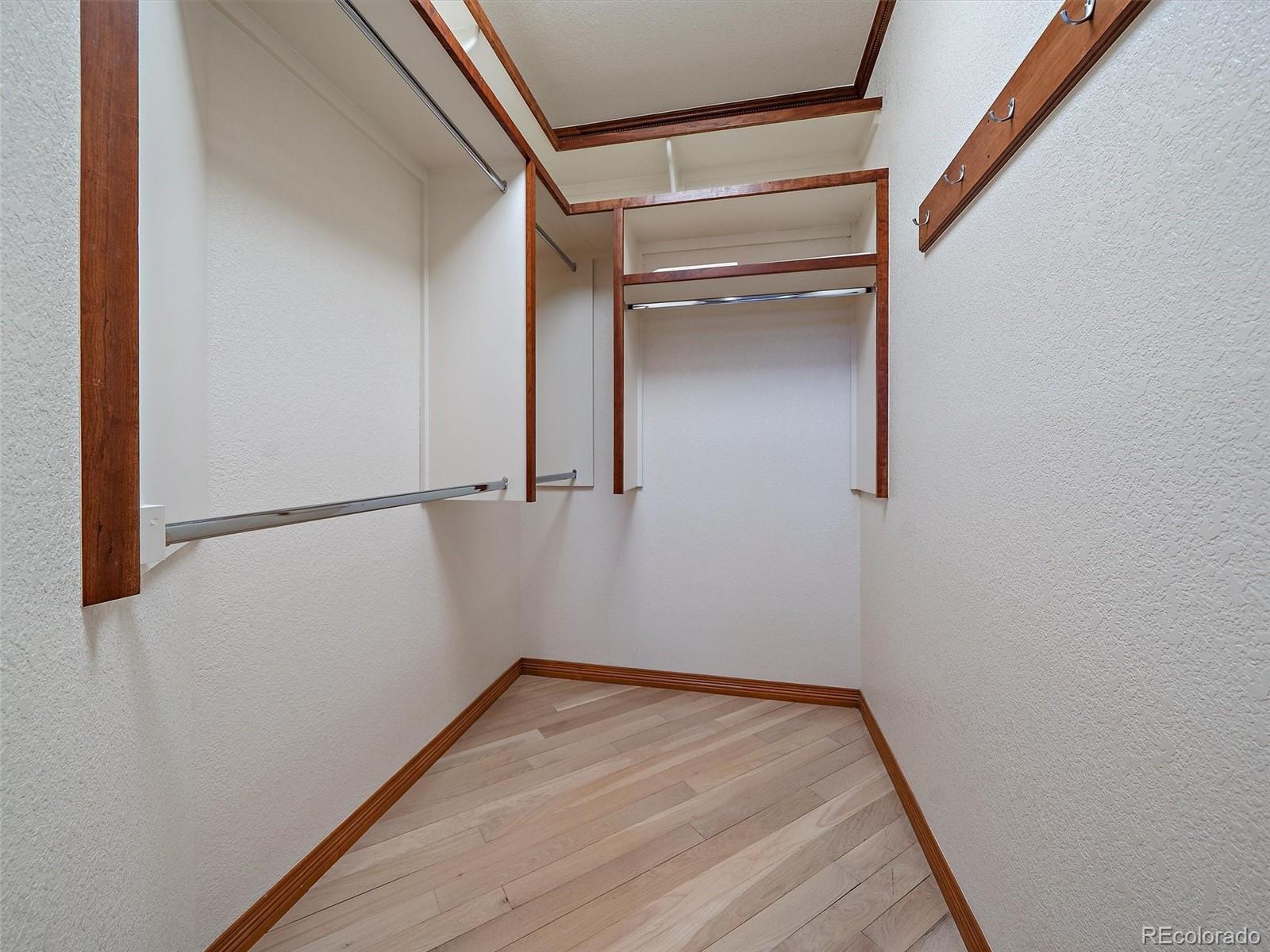 13695 May Long Court