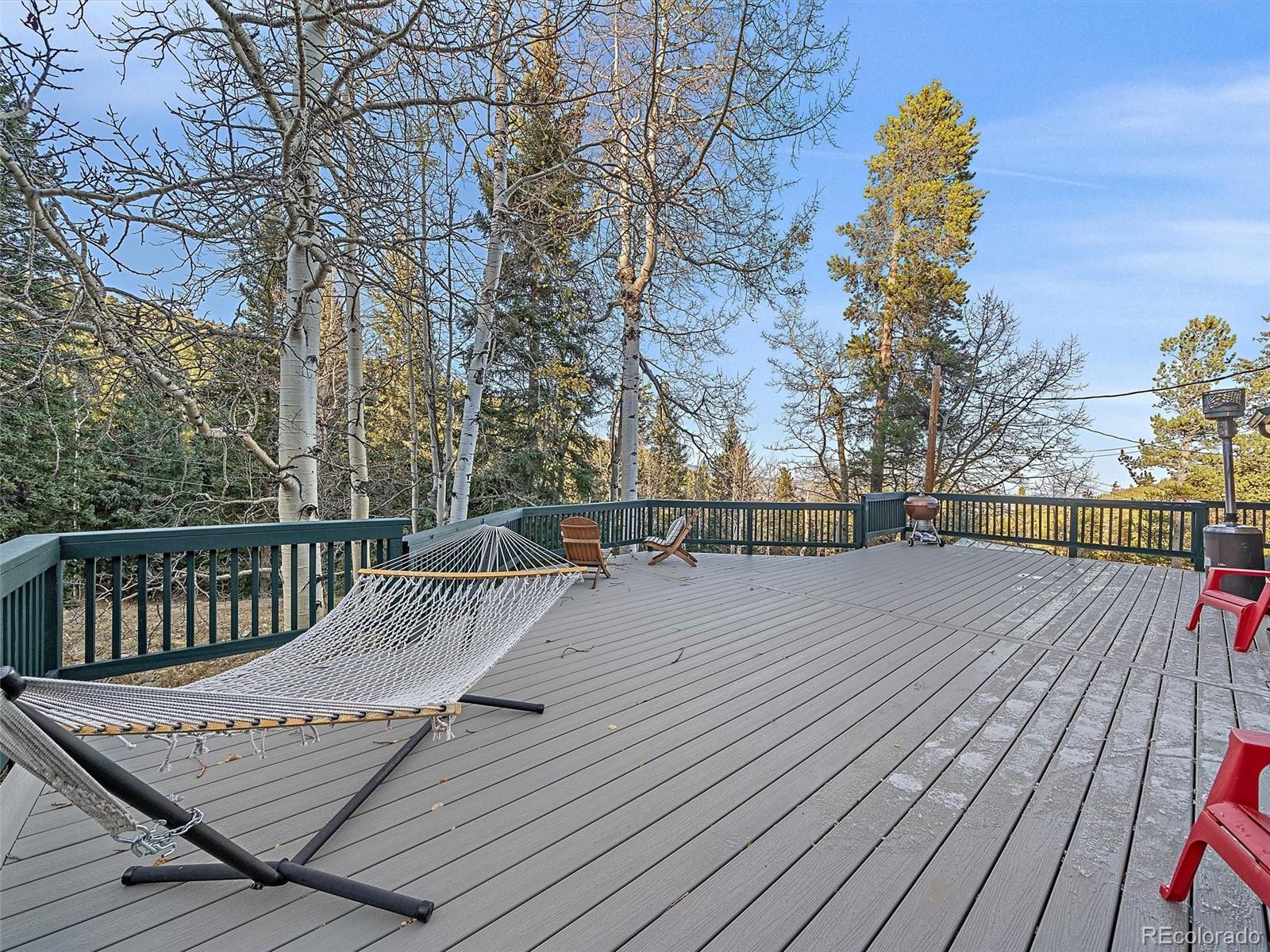 80 Castlewood Court