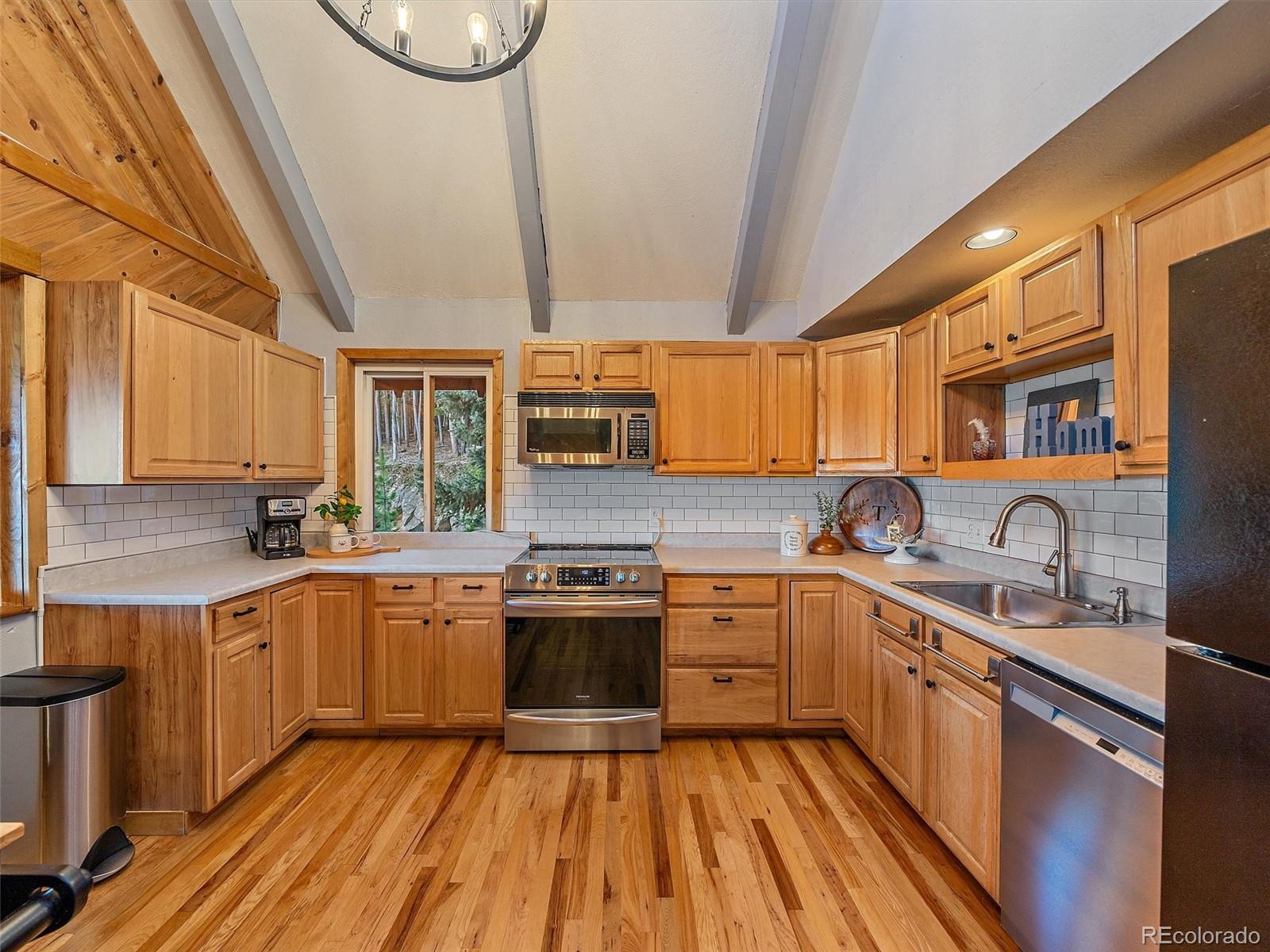 80 Castlewood Court