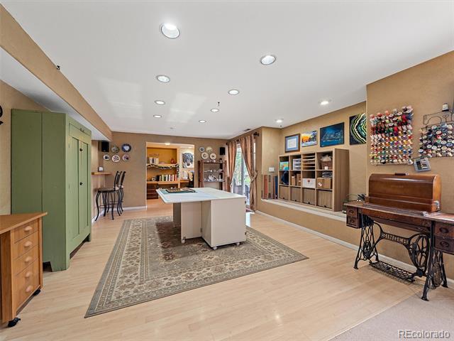 6523 Shannon Trail