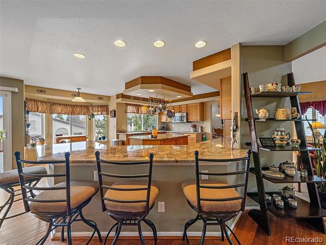 6523 Shannon Trail
