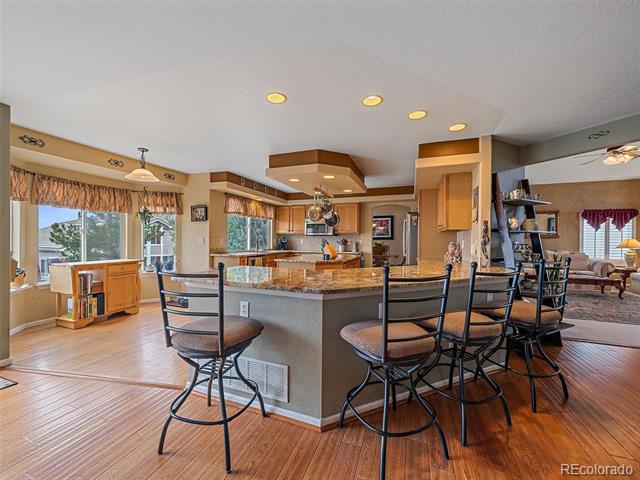 6523 Shannon Trail