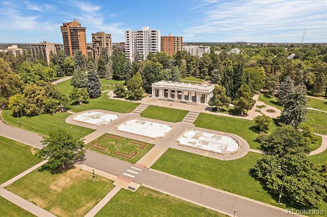 1833 N Williams Street Unit: 404