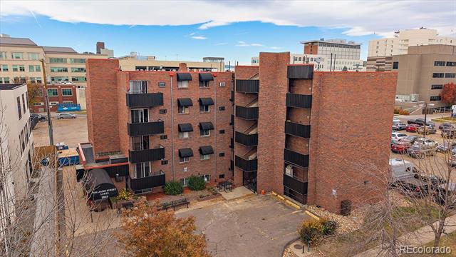 1833 N Williams Street Unit: 404