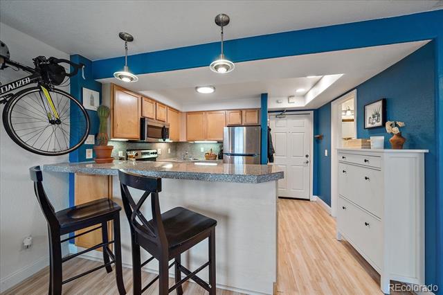 1833 N Williams Street Unit: 404