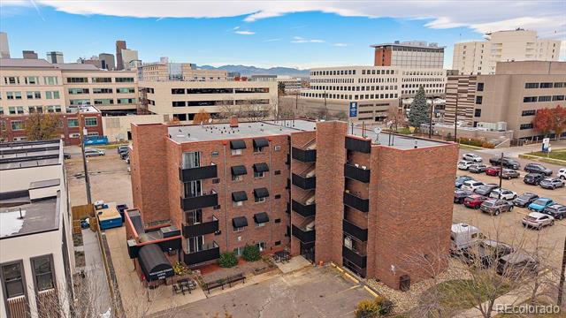 1833 N Williams Street Unit: 404