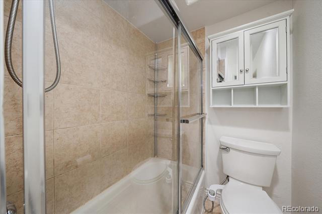 1833 N Williams Street Unit: 404