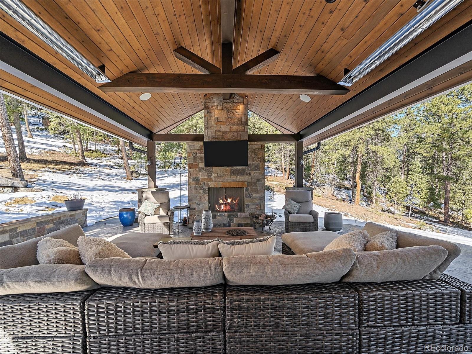 6273 Little Cub Creek Road