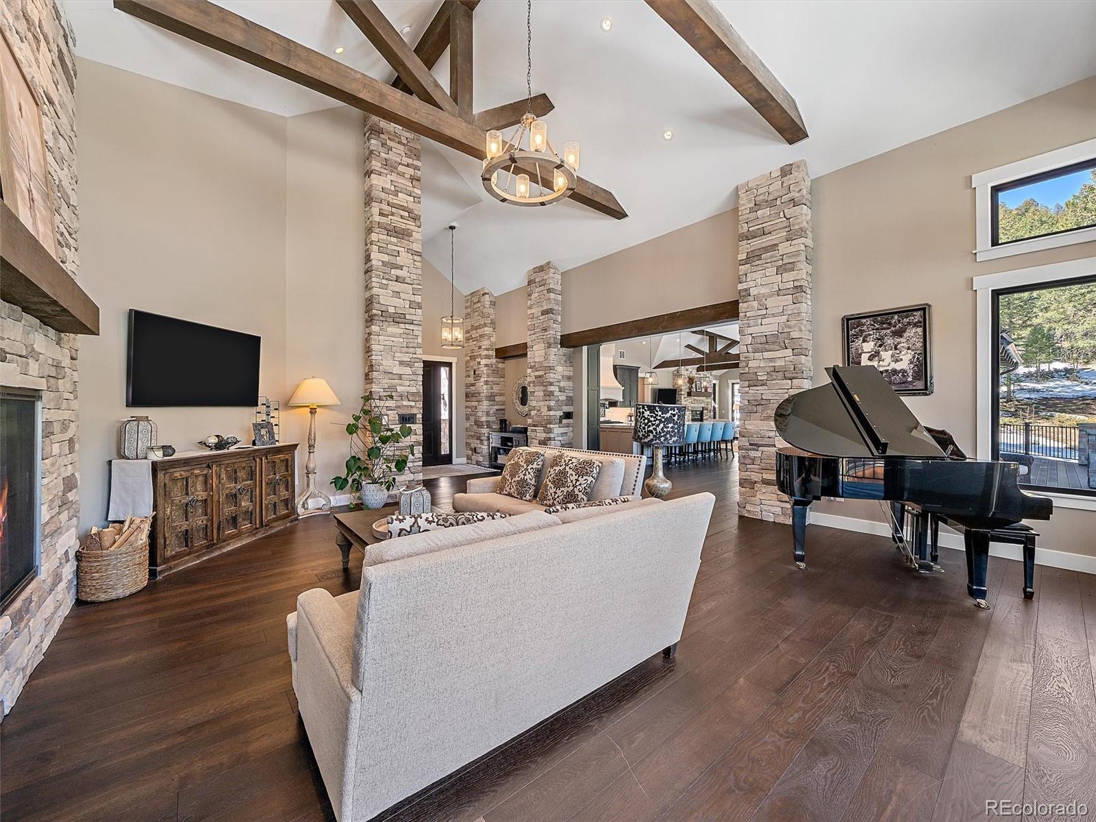 6273 Little Cub Creek Road