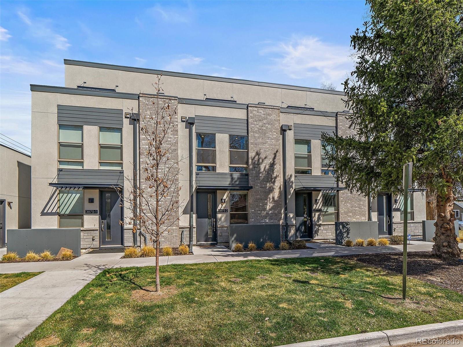 3875 E 4th Avenue Unit: 2