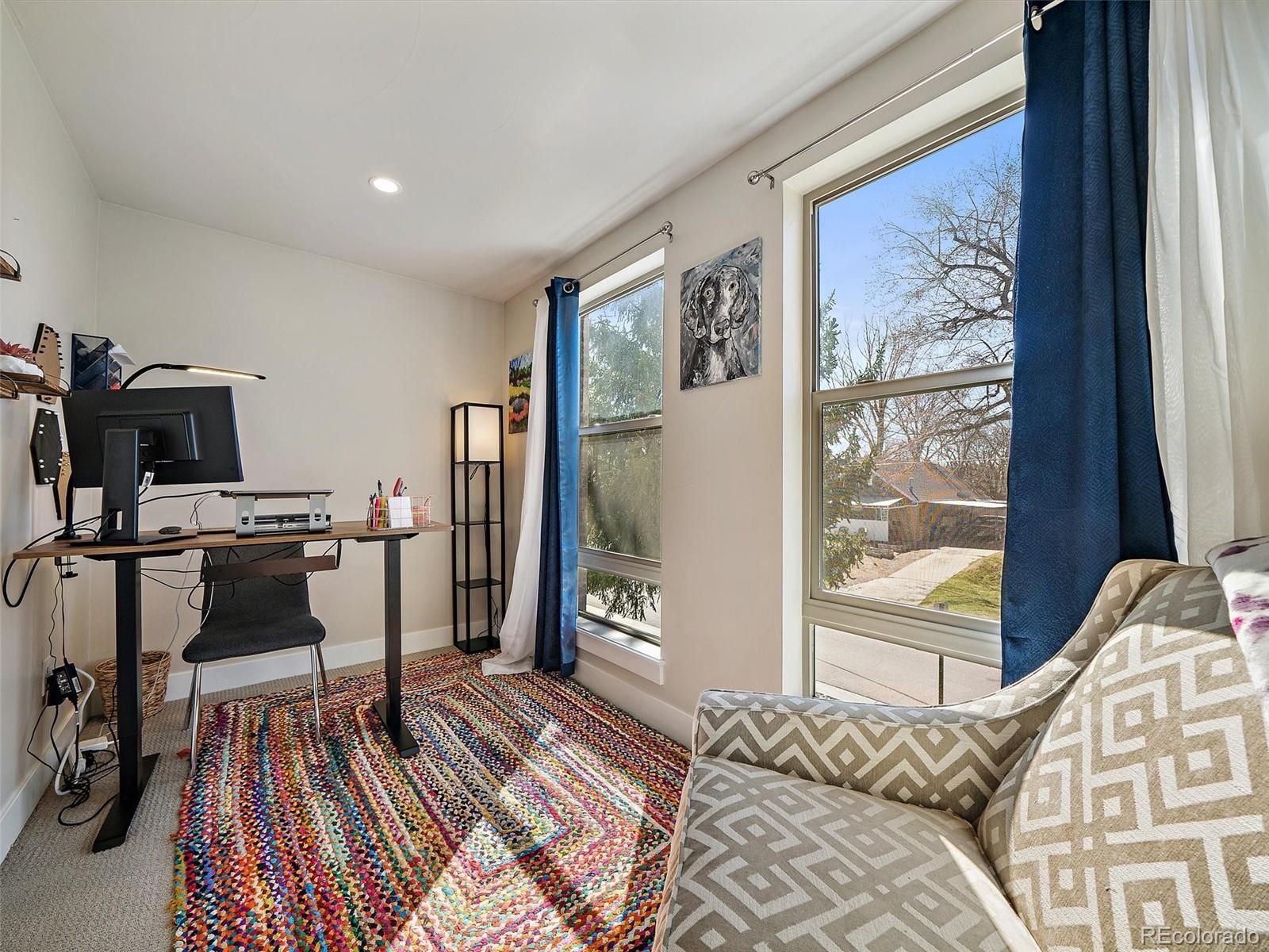 3875 E 4th Avenue Unit: 2