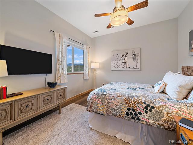 35005 Whispering Pines Trail