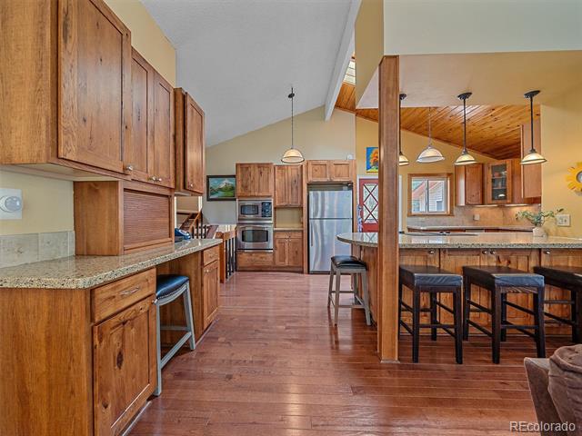 7585 Native Dancer Trail