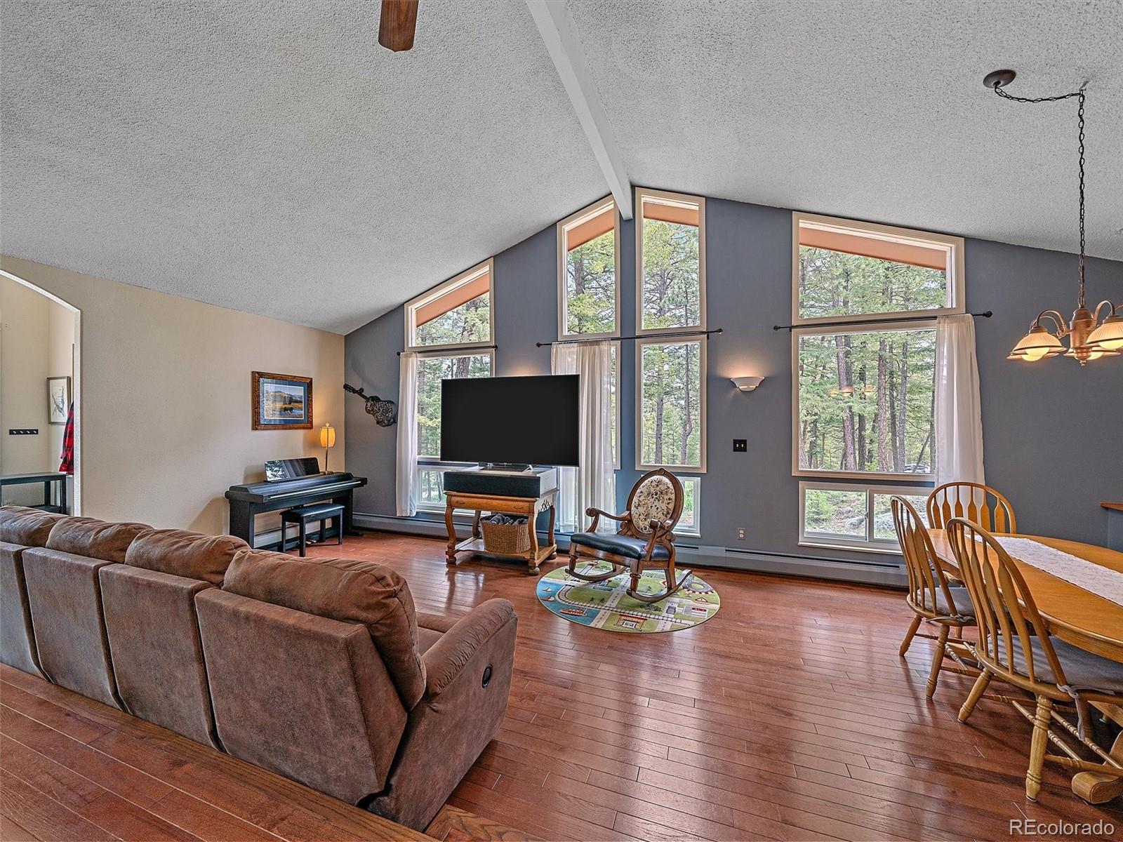 7585 Native Dancer Trail
