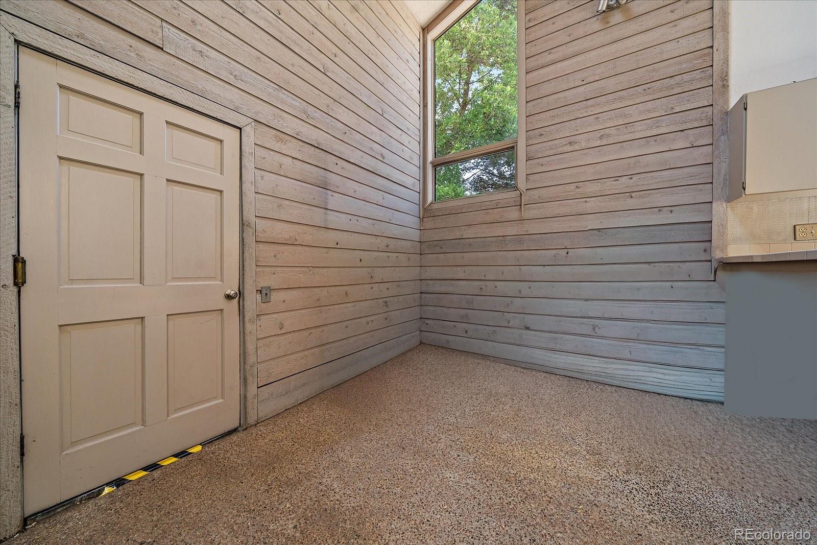 6305 W 6th Avenue Unit: C21