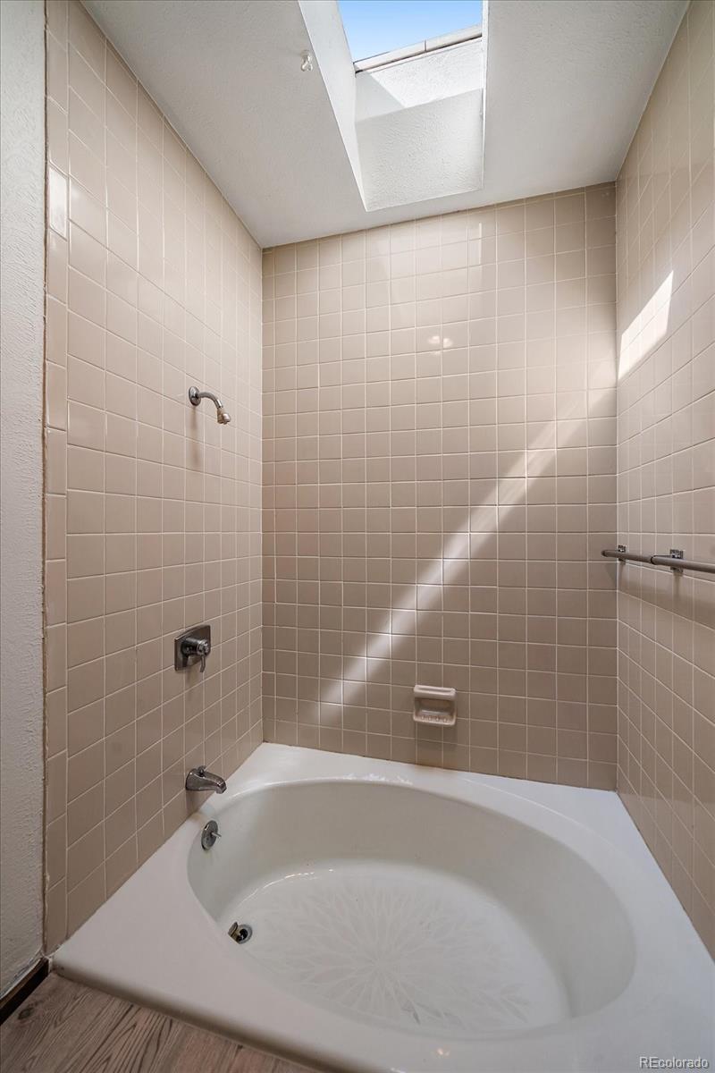 6305 W 6th Avenue Unit: C21