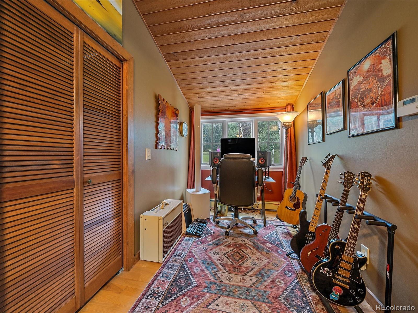 10405 Shadow Brook Drive