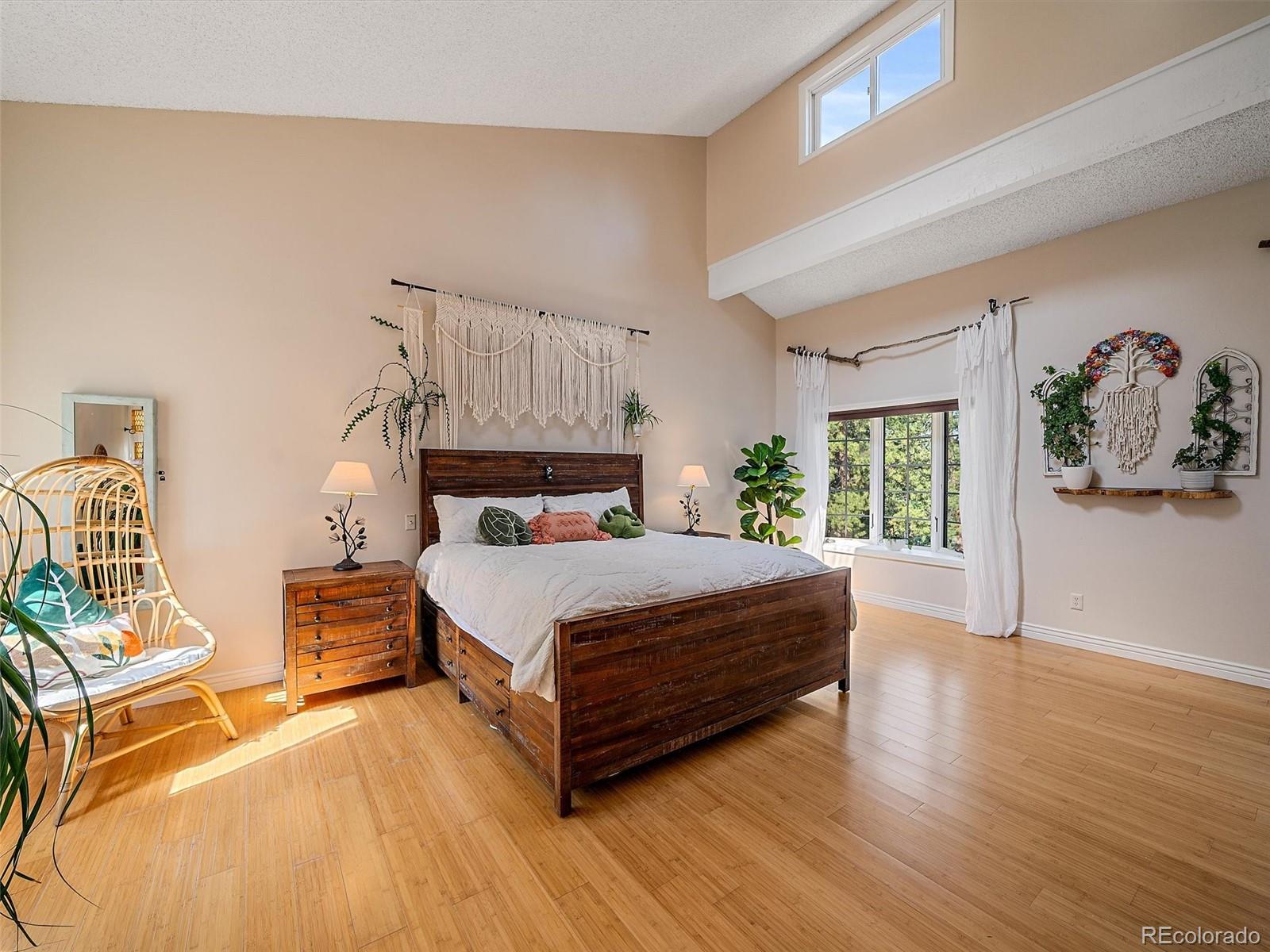 8280 Grizzly Way