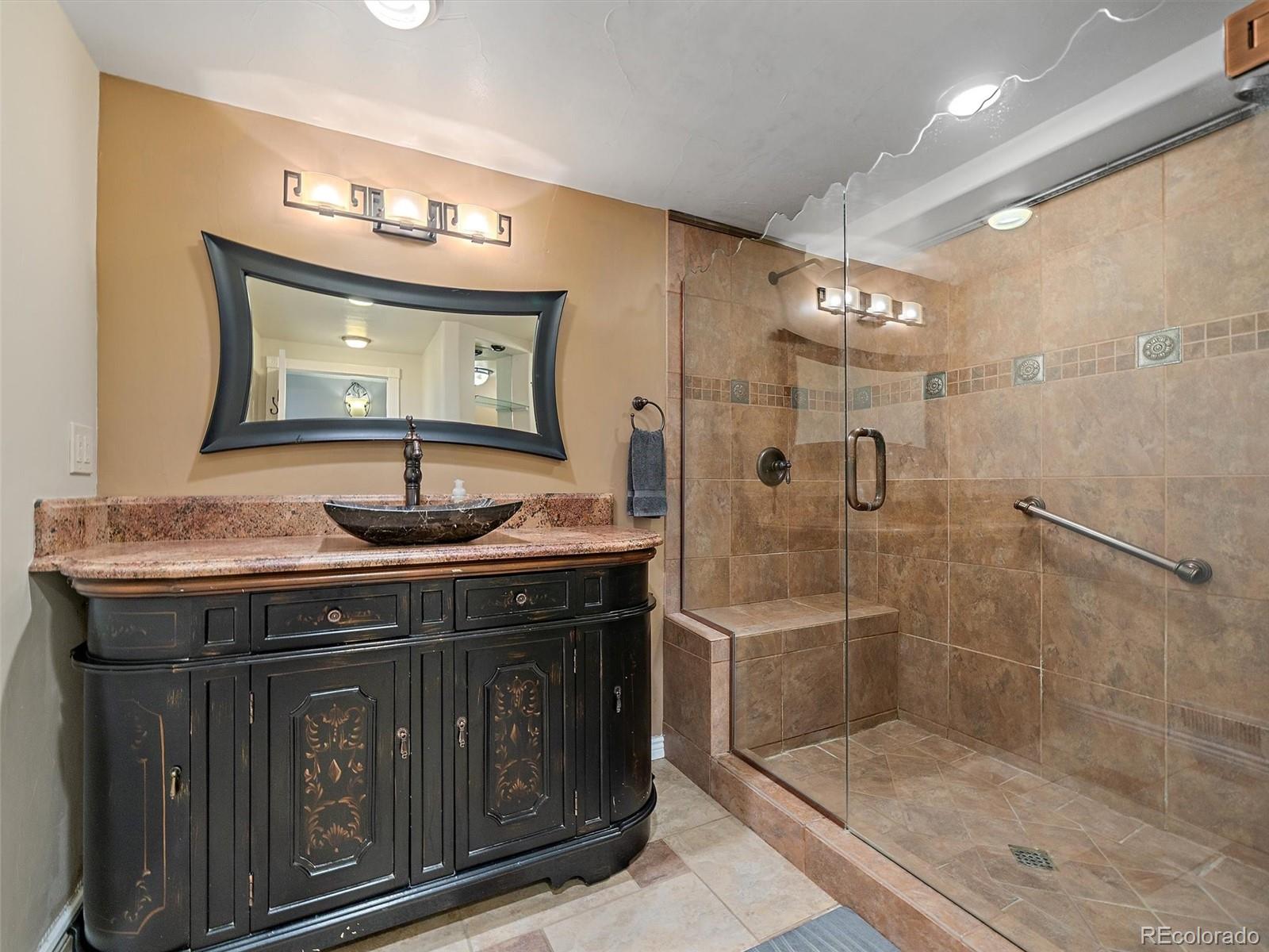 8280 Grizzly Way