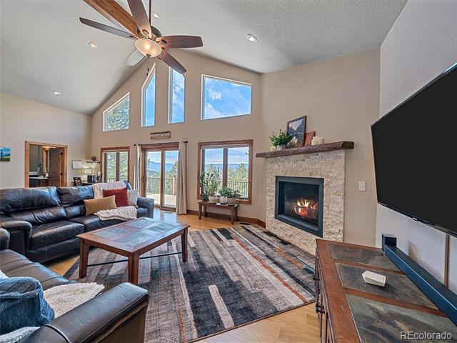 28592 Hummingbird Hill Road