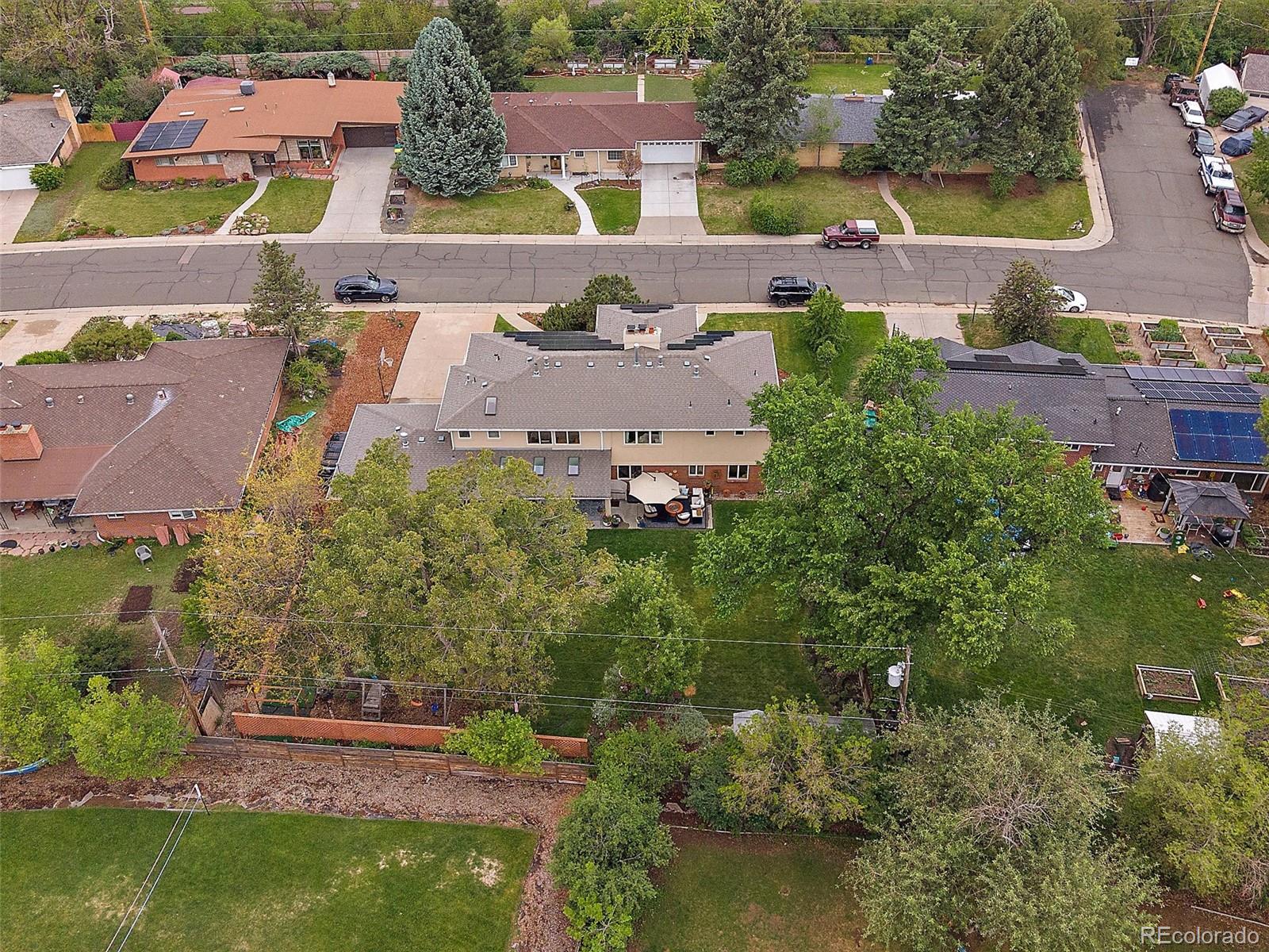 2490 S Holly Place