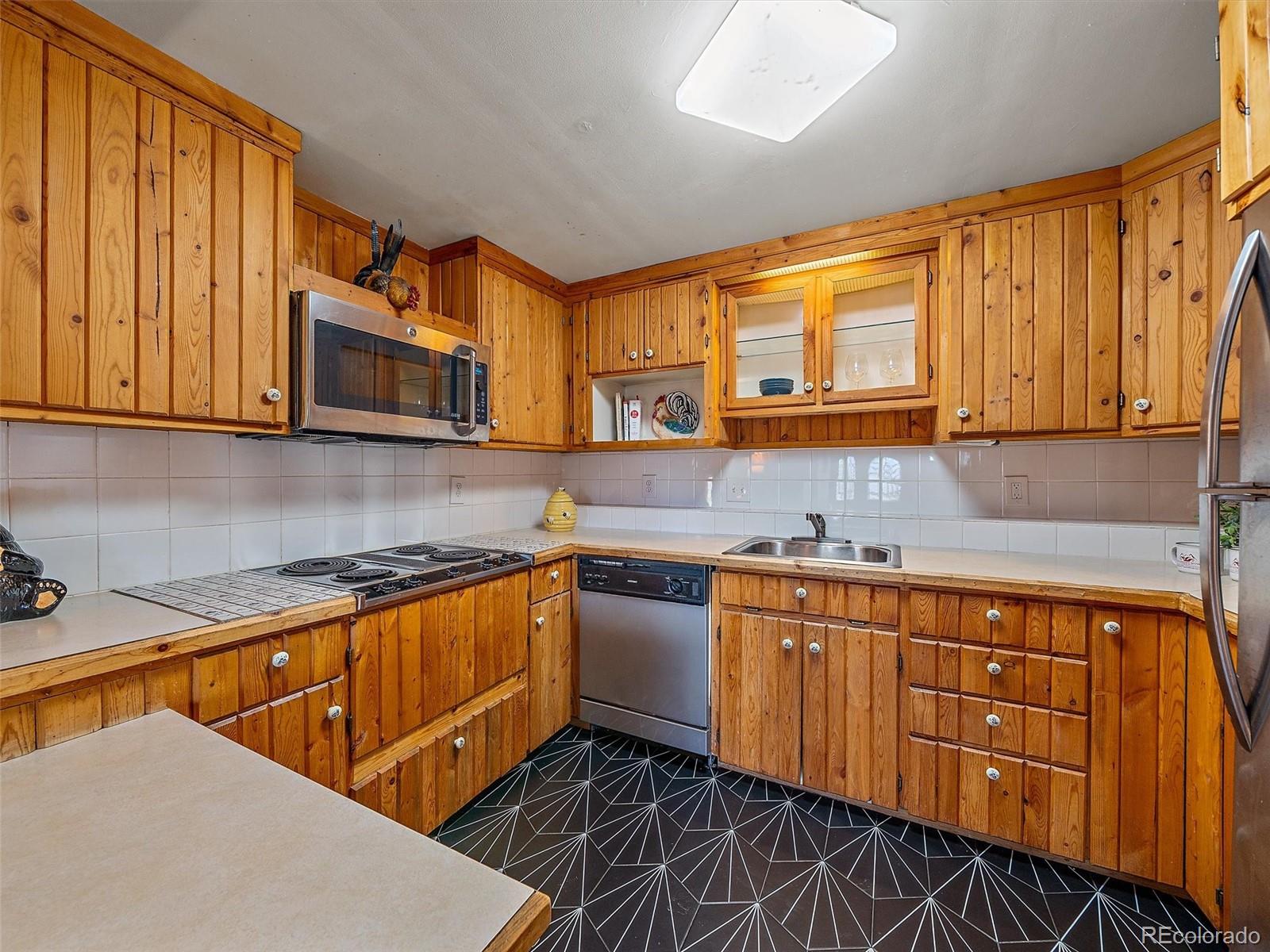 1406 Sinton Road