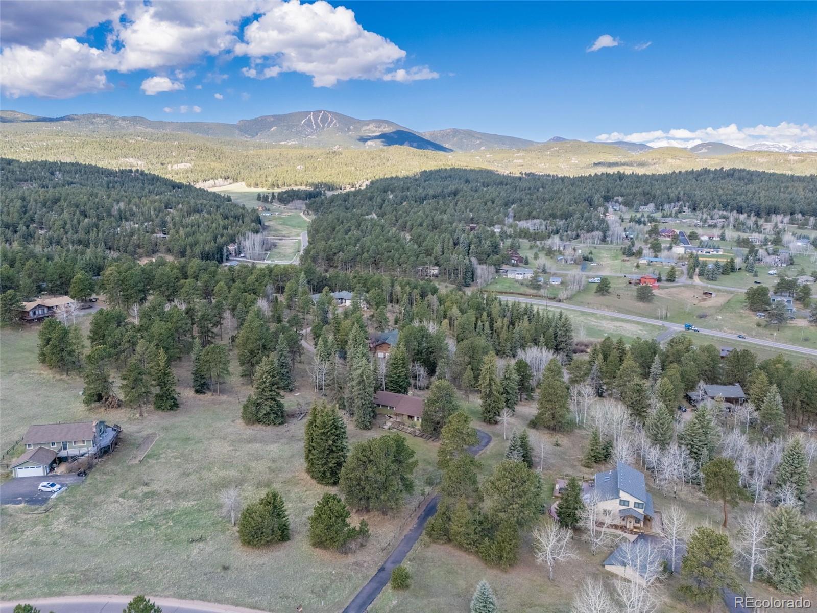 8473 Gray Fox Drive