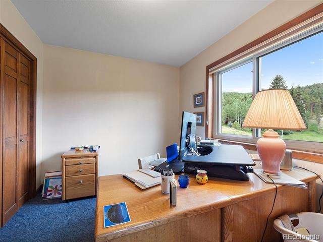 8091 Grizzly Way