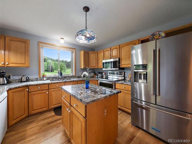 8091 Grizzly Way