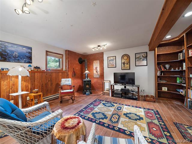 8091 Grizzly Way