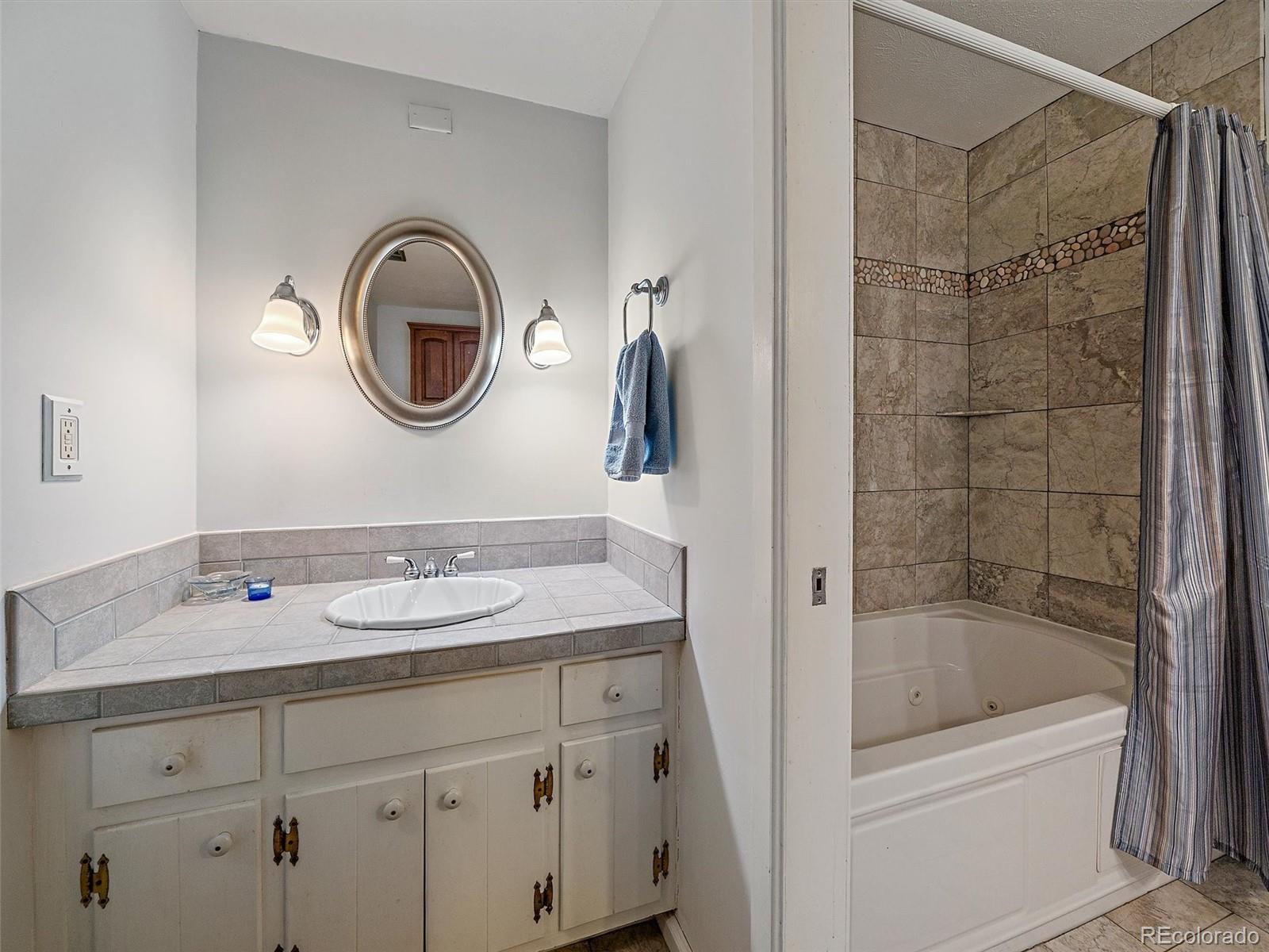 28132 Man O War Trail
