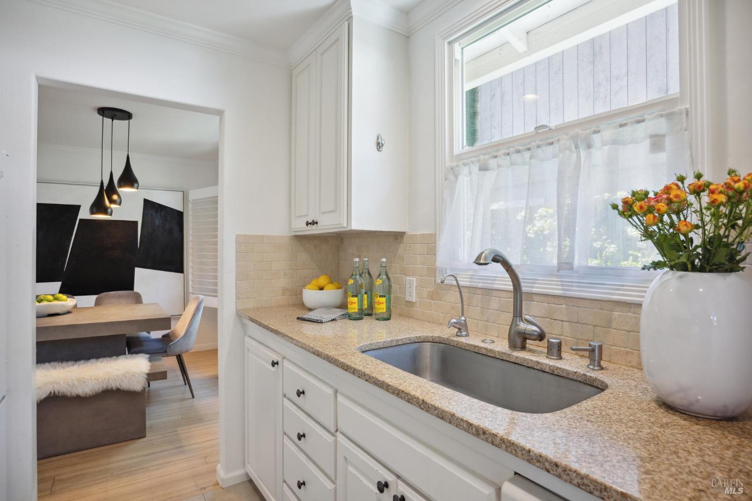 605 Calle Del Monte St