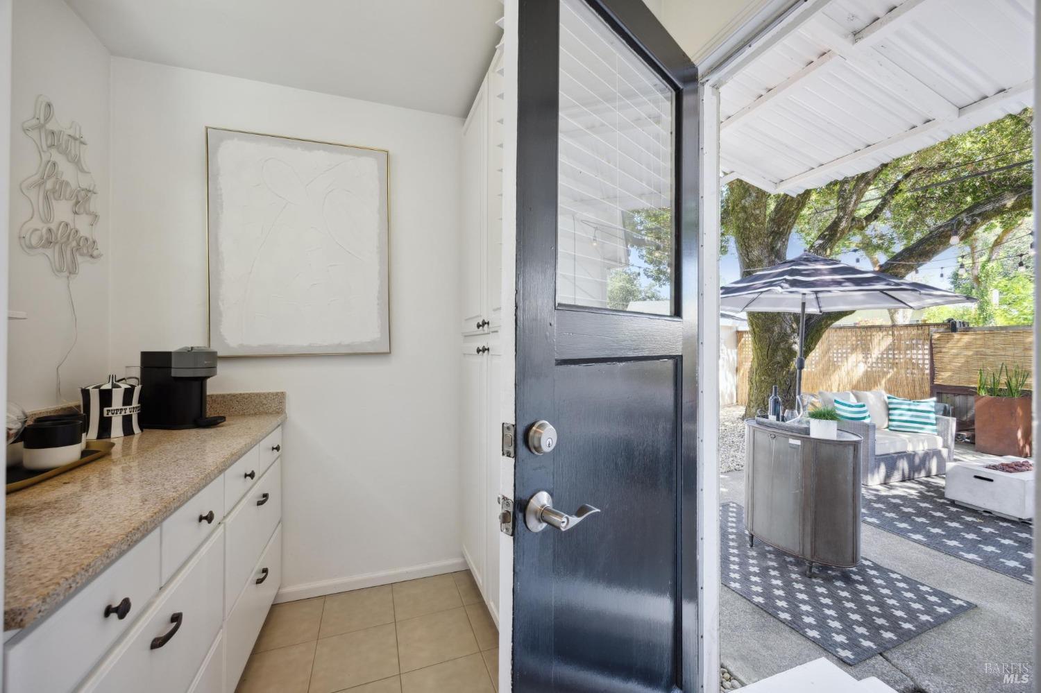 605 Calle Del Monte St