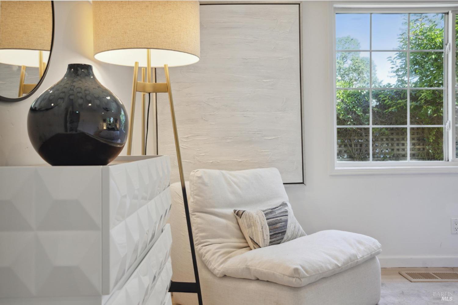 605 Calle Del Monte St