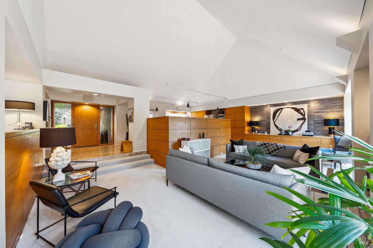 6444 Timber Springs Dr