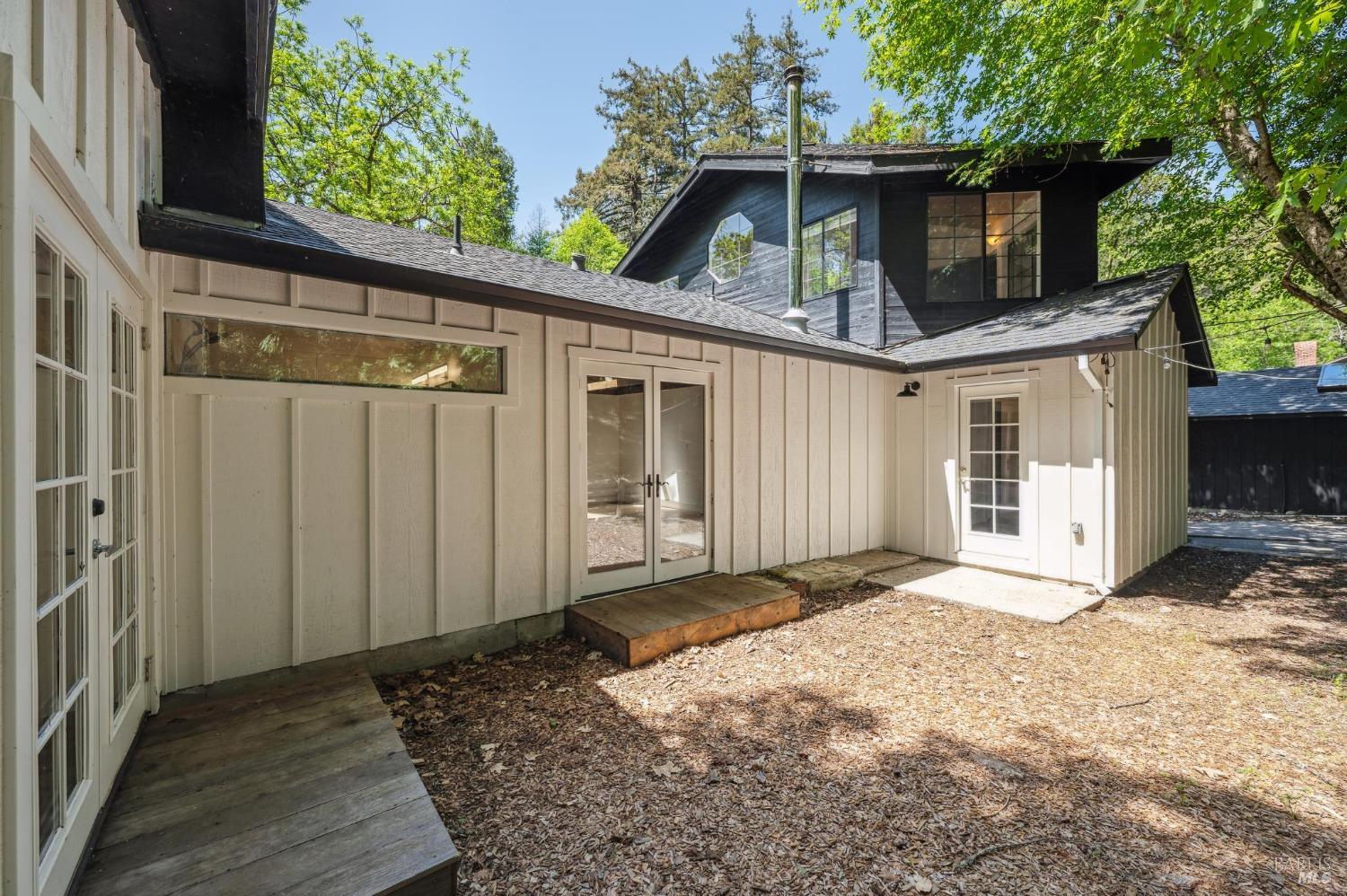 3212 Calistoga Rd