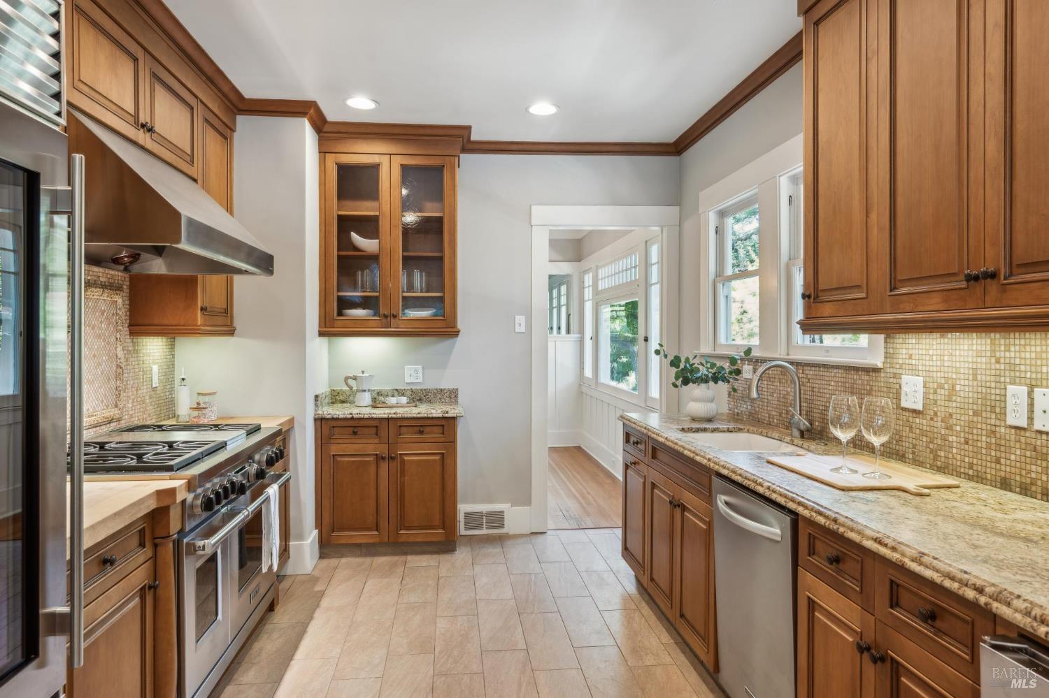 880 W Agua Caliente Rd